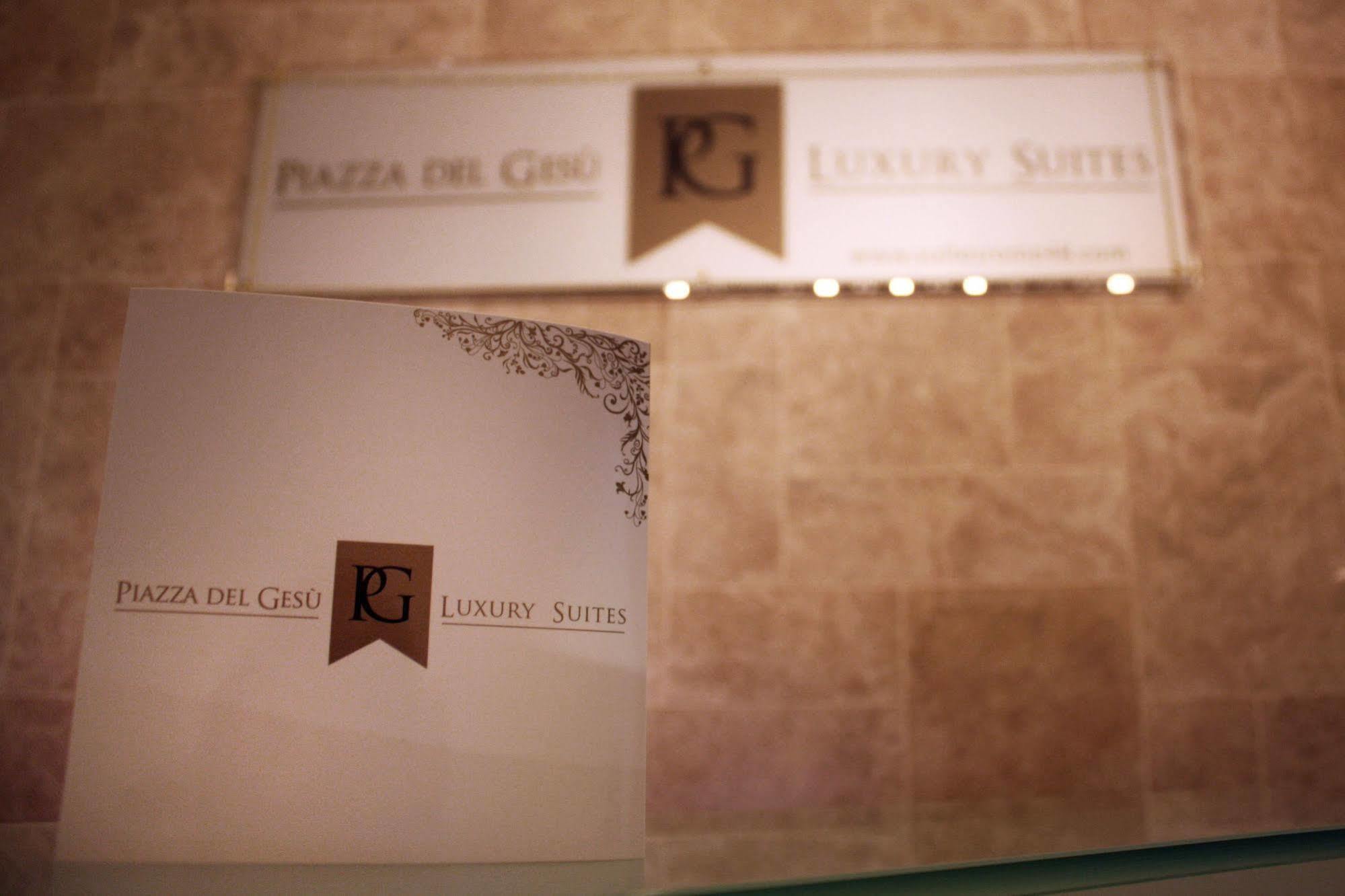 Piazza Del Gesu' Luxury Suites Rzym Zewnętrze zdjęcie